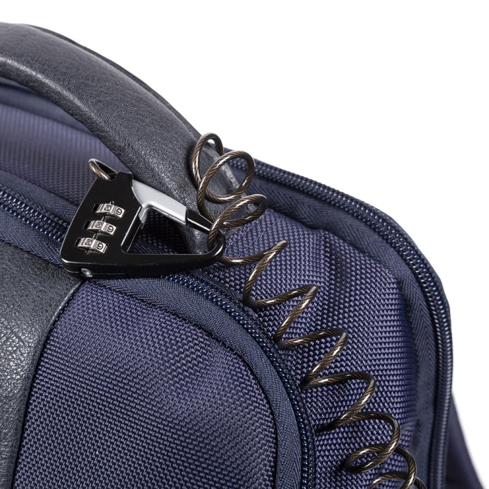 Piquadro Brief 2 Laptoprucksack 15,6" aus rezykliertem Stoff mit iPad Blau Piquadro Brief 2 Laptoprucksack 15,6" aus rezykliertem Stoff mit iPad Blau