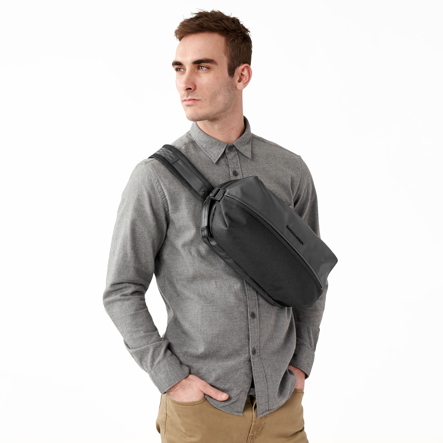 Briggs & Riley Delve Crossbody Sling Bag Black