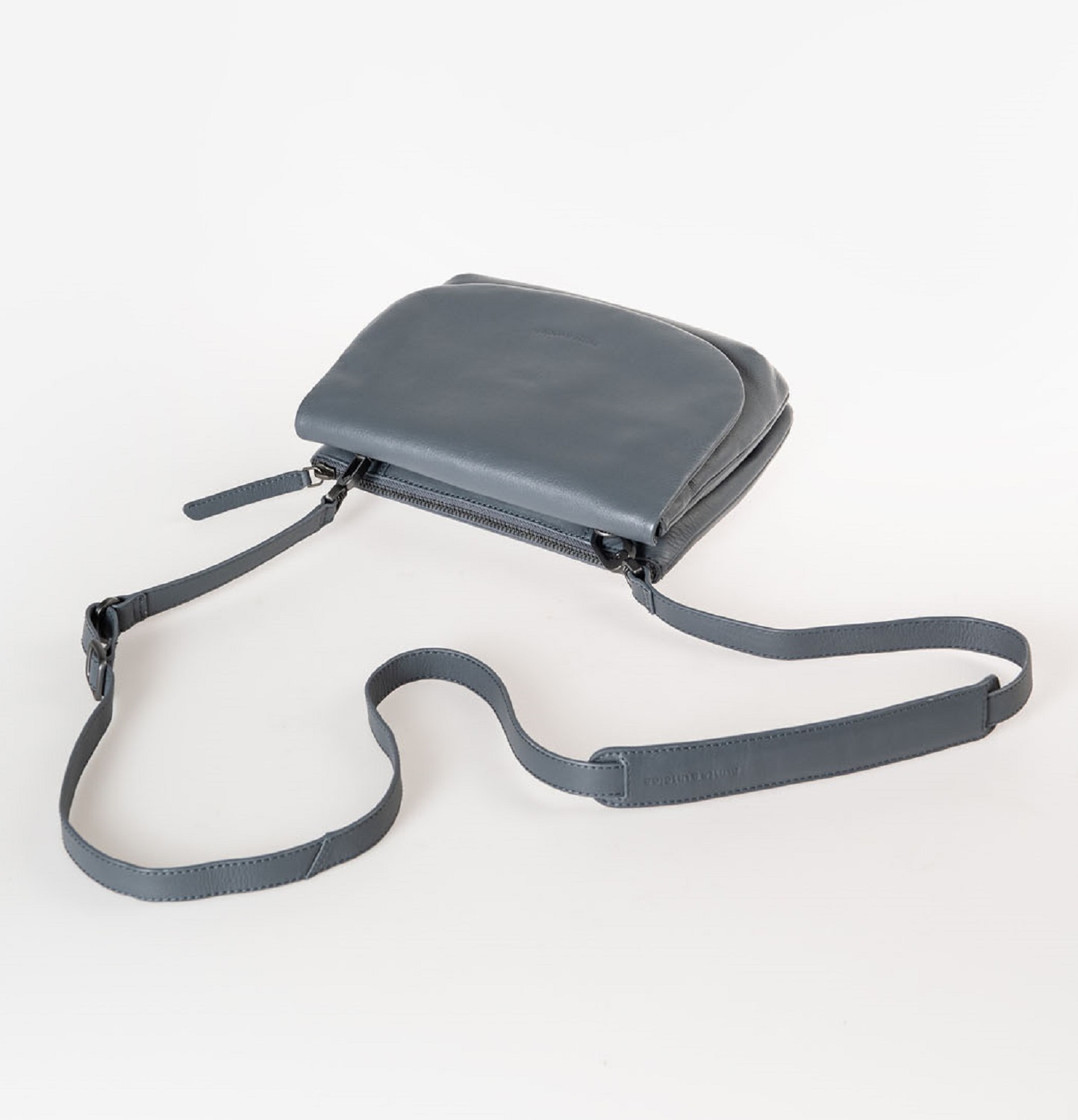 aunts & uncles Jamie's Orchard Pepino Umhängetasche