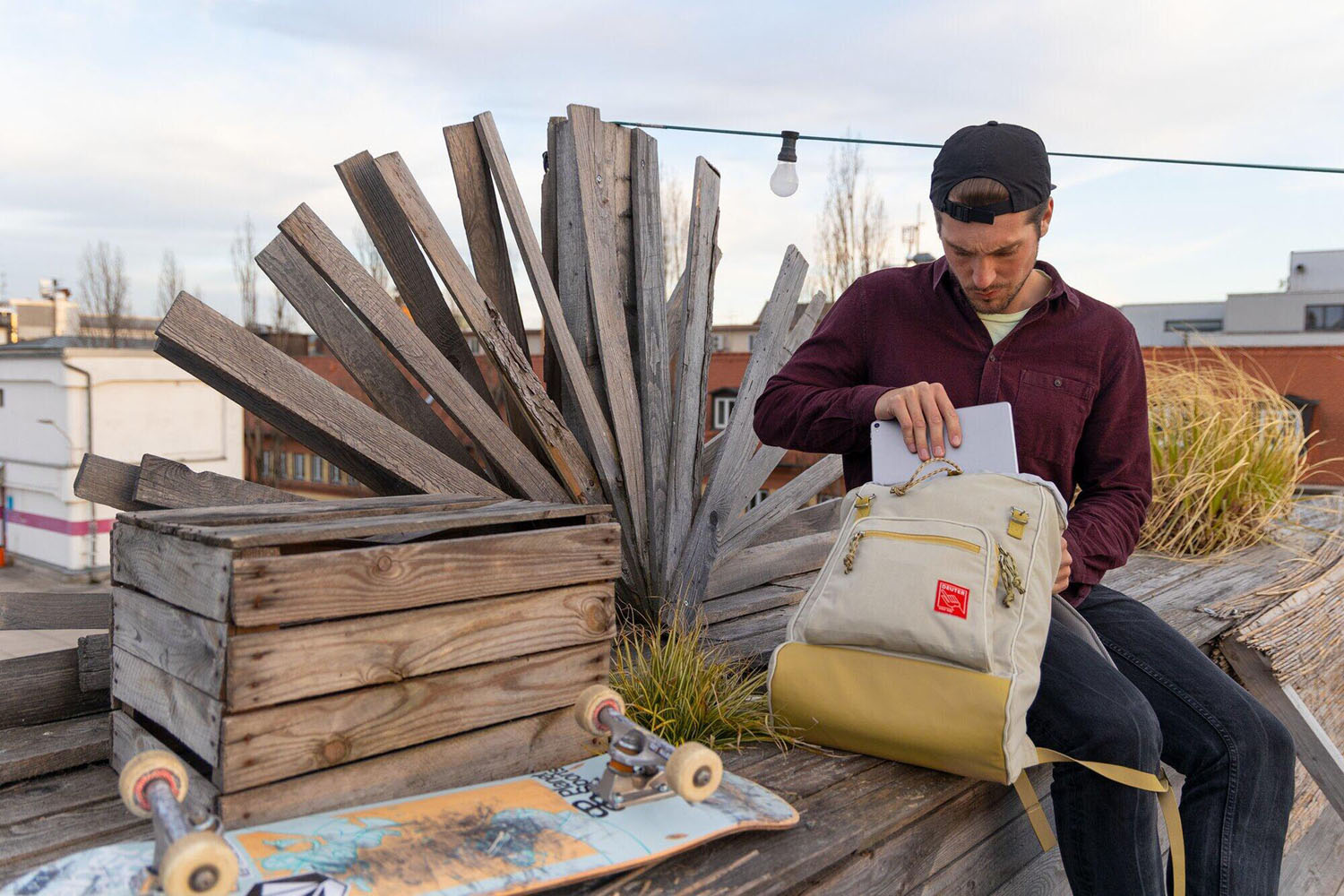 Deuter Innsbruck Lifestyle Rucksack ivy-caramel