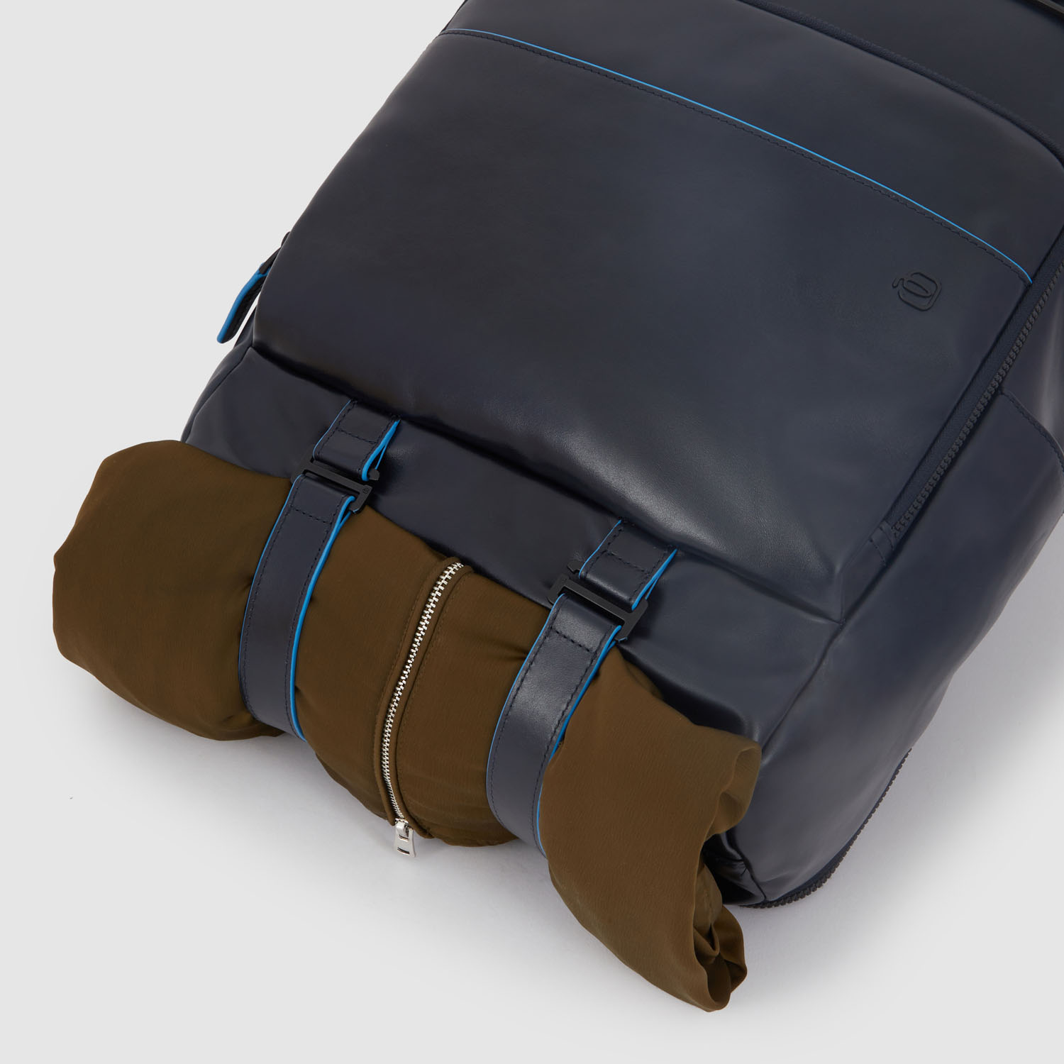 Piquadro Blue Square Laptop-Rucksack 15,6" mit iPad®-Fach Nachtblau Piquadro Blue Square Laptop-Rucksack 15,6" mit iPad®-Fach Nachtblau