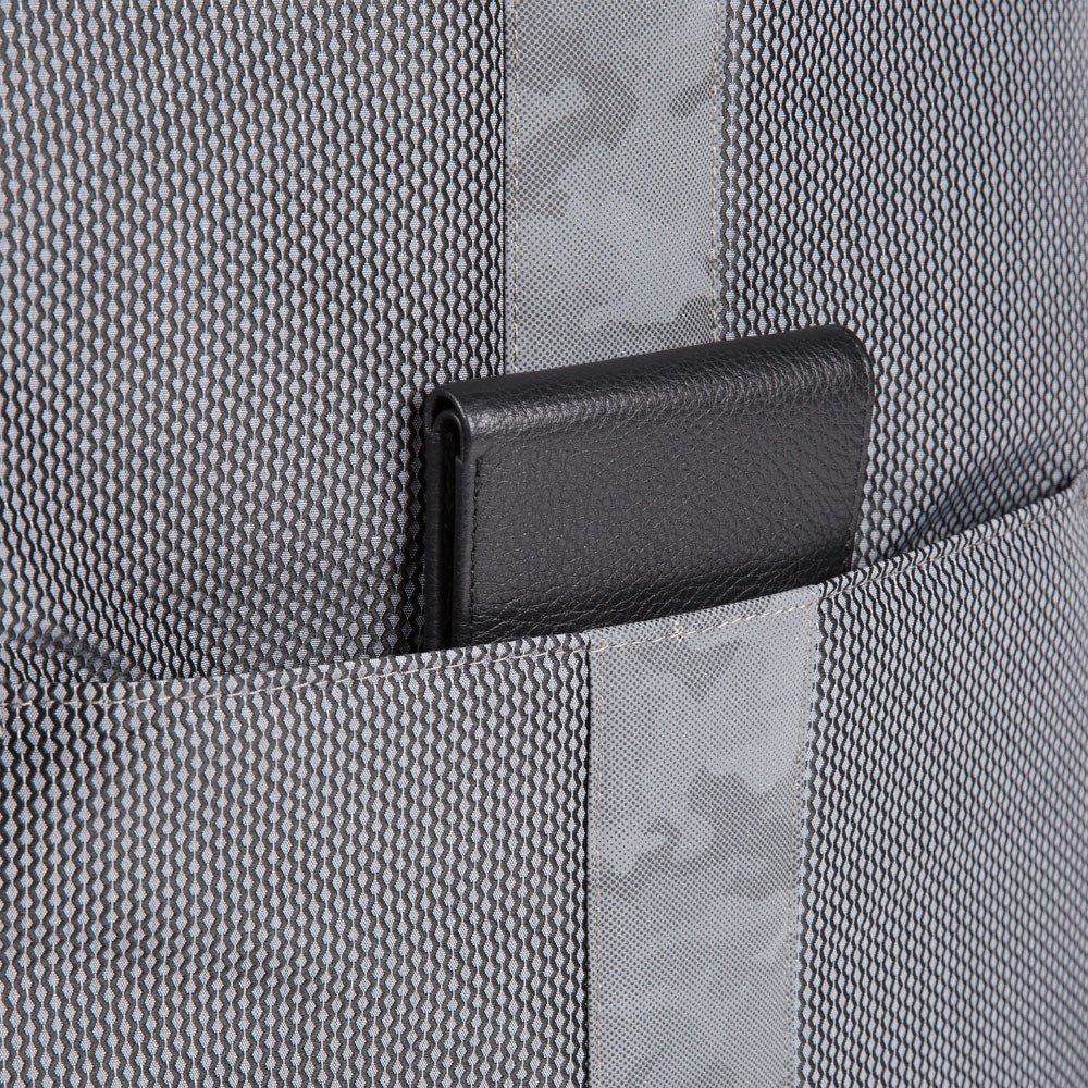 Piquadro PQ-Modular Laptoprucksack 15,6" aus rezykliertem antiviralen-Stoff und Diebstahlsicherung Camo Grigio Piquadro PQ-Modular Laptoprucksack 15,6" aus rezykliertem antiviralen-Stoff und Diebstahlsicherung Camo Grigio