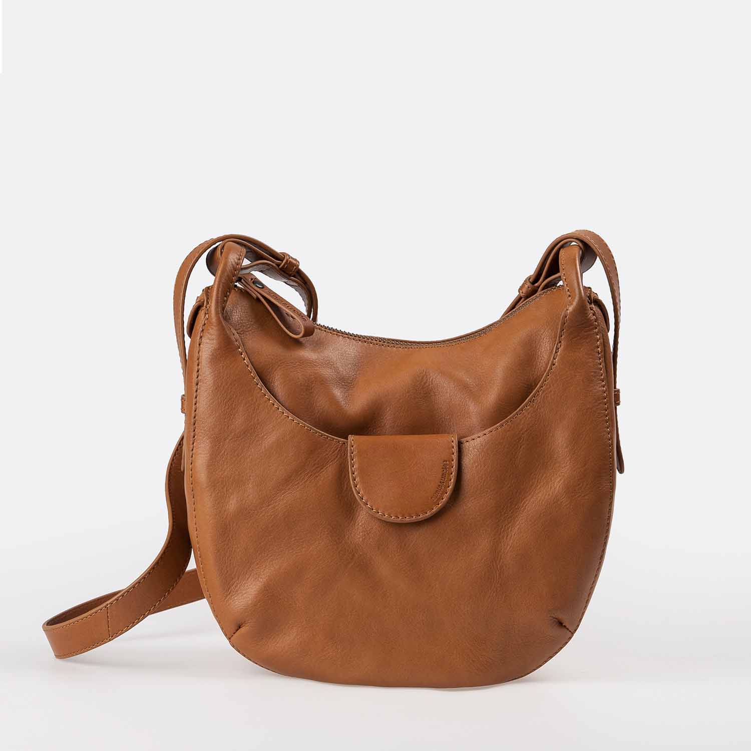 aunts & uncles Grandma's Luxury Club Mrs. Mug Cake Umhängetasche aunts & uncles Grandma's Luxury Club Mrs. Mug Cake Umhängetasche