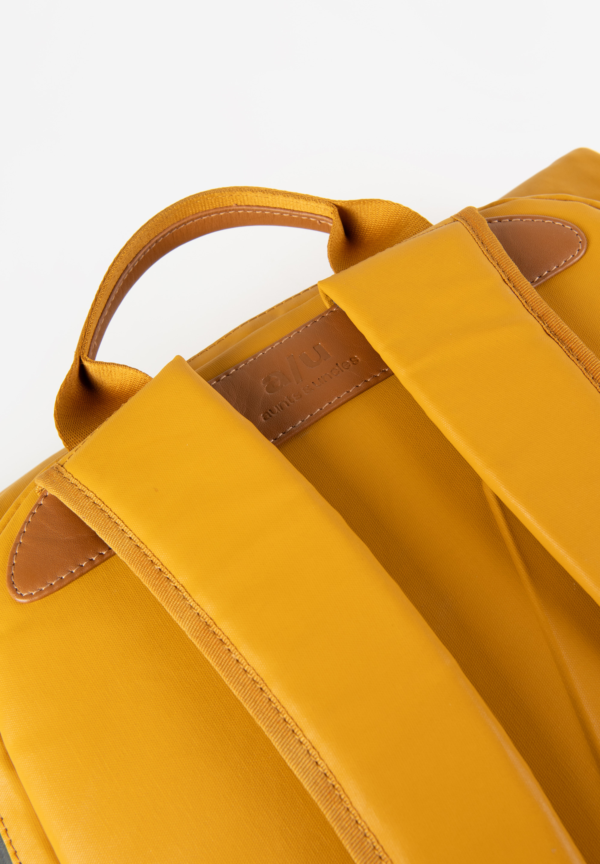 aunts & uncles Japan Fukui Rolltop Rucksack mit 15" Notebookfach mustard aunts & uncles Japan Fukui Rolltop Rucksack mit 15" Notebookfach mustard