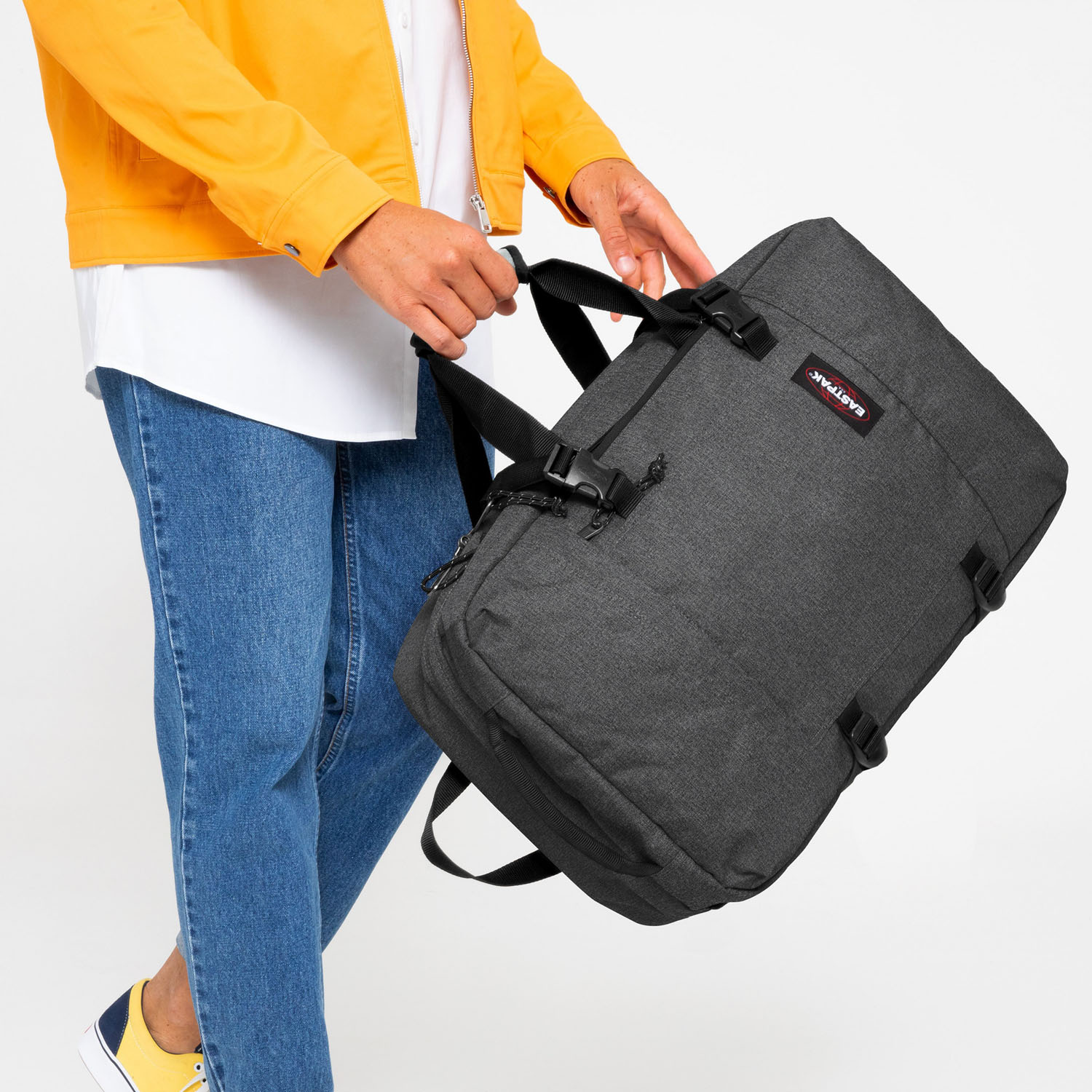 Eastpak Travelpack Reisetasche mit 17" Laptopfach Black Denim Eastpak Travelpack Reisetasche mit 17" Laptopfach Black Denim