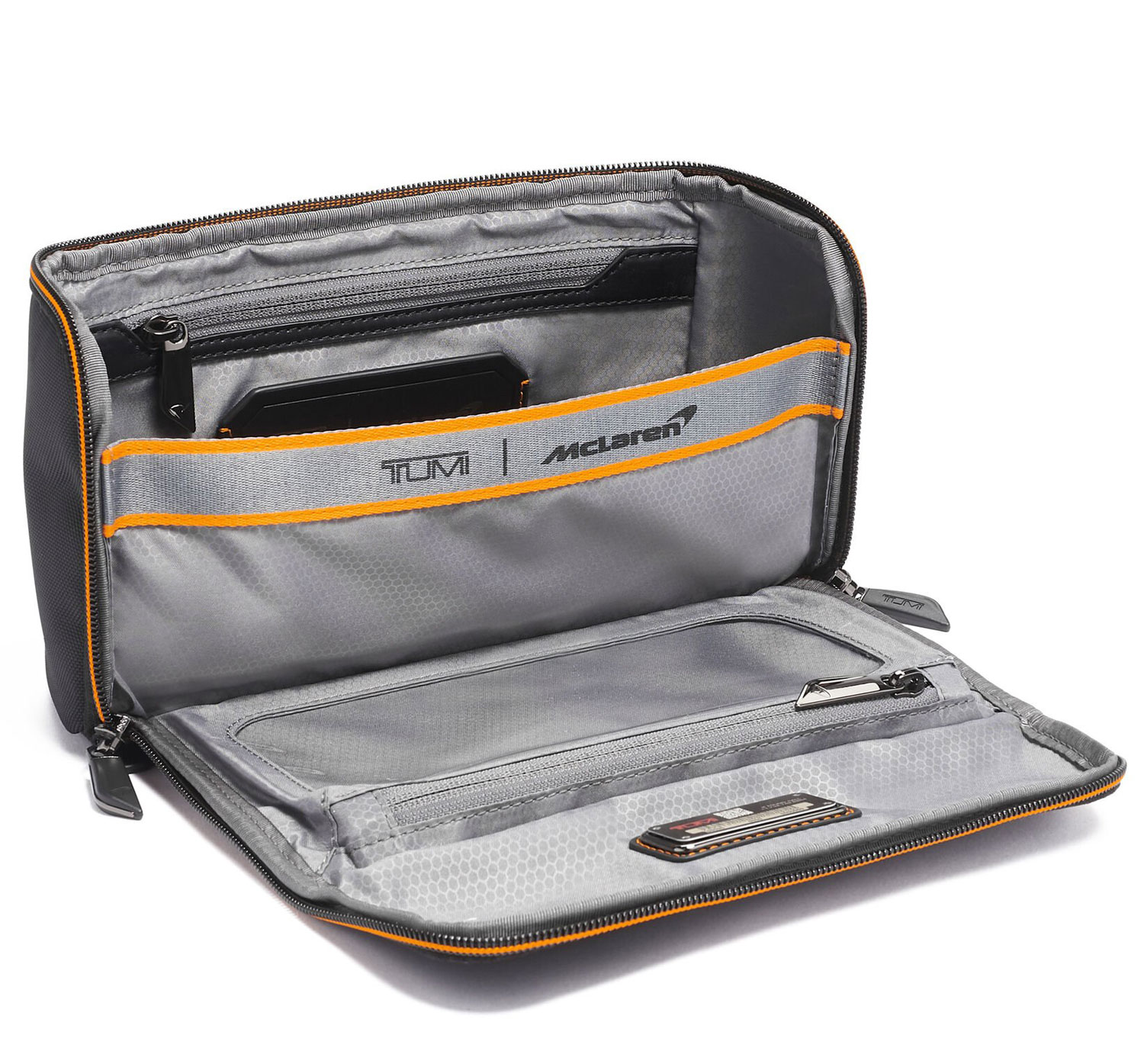 Tumi McLaren Remex Zubehörtasche + GRATIS HOTELGUTSCHEIN Black Tumi McLaren Remex Zubehörtasche + GRATIS HOTELGUTSCHEIN Black