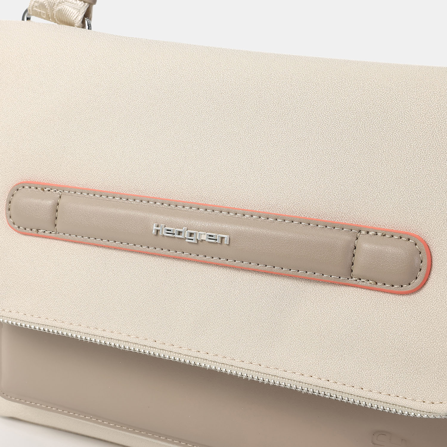 Hedgren Fika FRAPPE Handbag Flap + RFID Birch Hedgren Fika FRAPPE Handbag Flap + RFID Birch