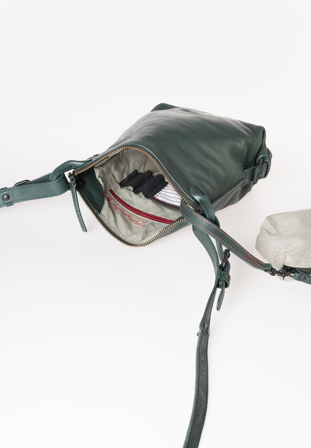 aunts & uncles Grandma's Luxury Club Mrs. Chocolate Cookie Umhängetasche wind aunts & uncles Grandma's Luxury Club Mrs. Chocolate Cookie Umhängetasche wind