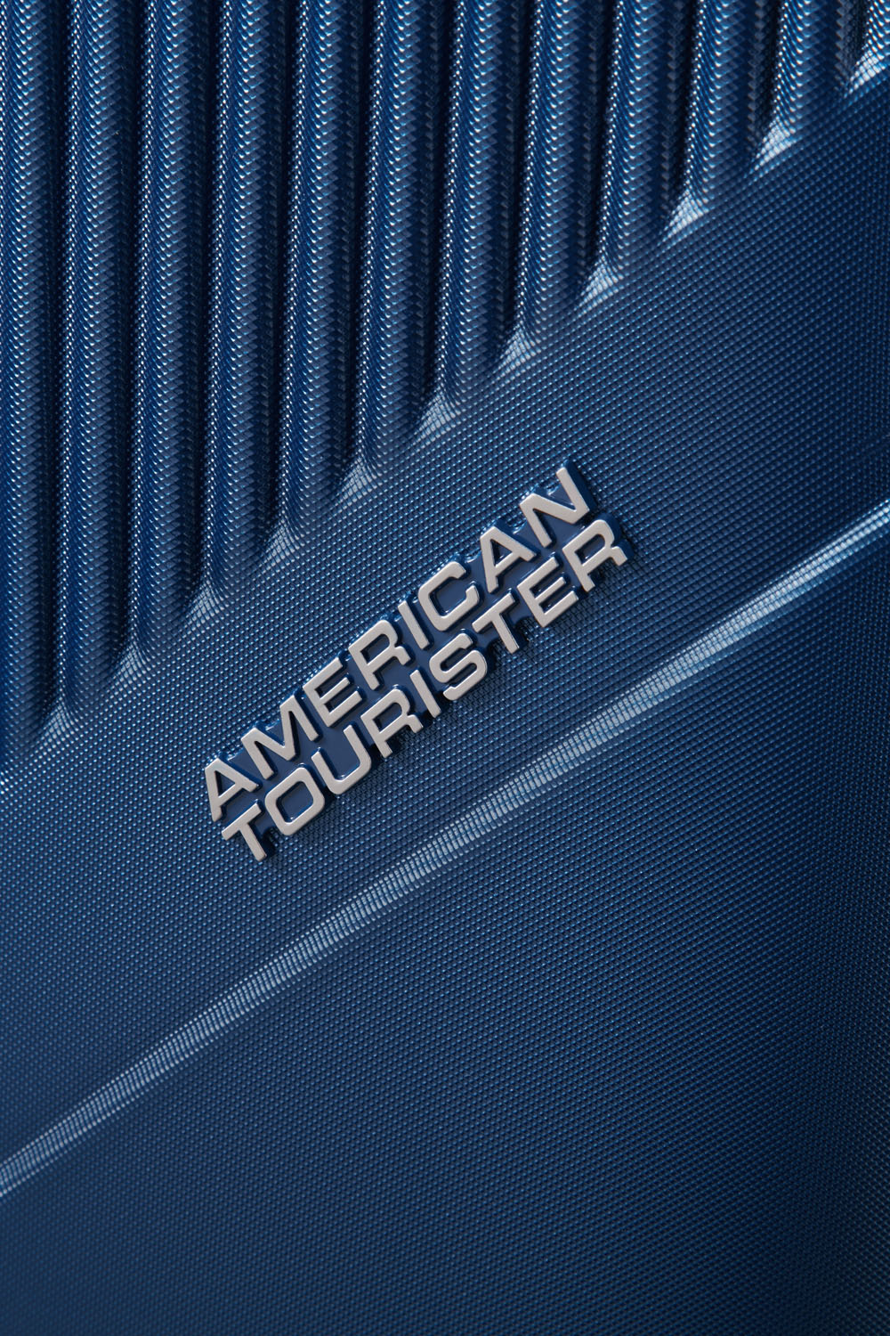 American Tourister Modern Dream Trolley mit 4 Rollen 69cm erweiterbar True Navy