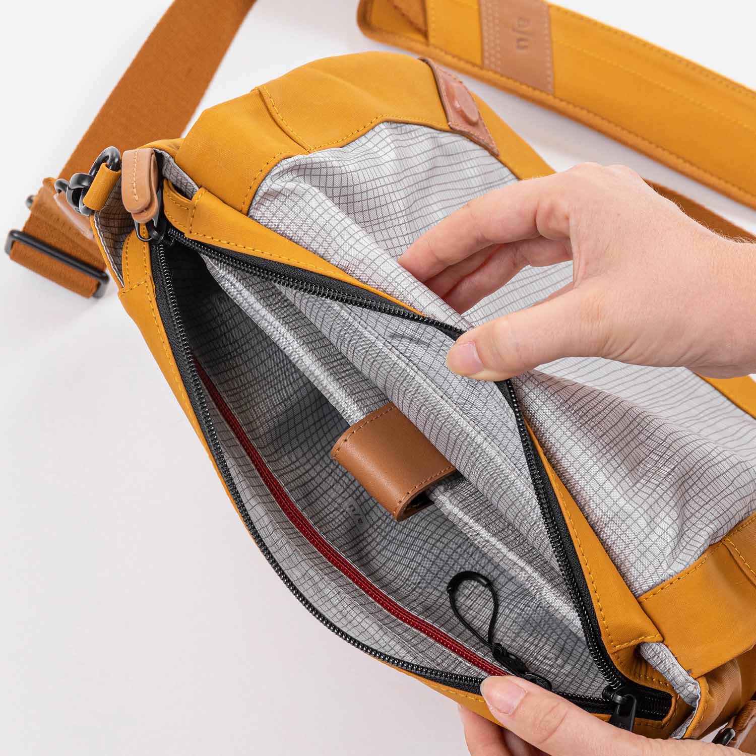 aunts & uncles Japan Sendai Umhängetasche butterscotch aunts & uncles Japan Sendai Umhängetasche butterscotch