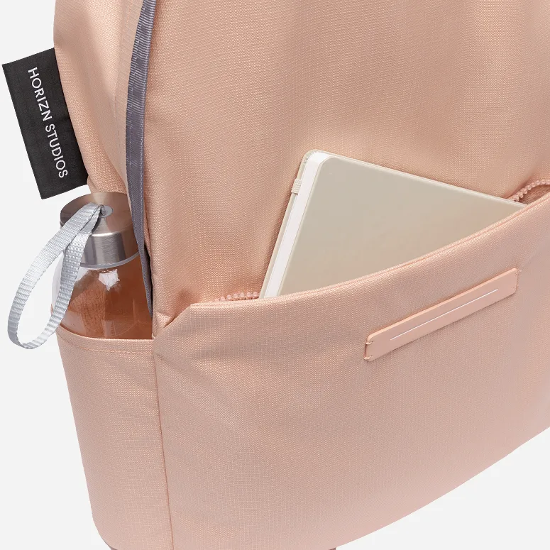 Horizn Studios Shibuya Daypack Sand Rose / Grey Lavender Horizn Studios Shibuya Daypack Sand Rose / Grey Lavender