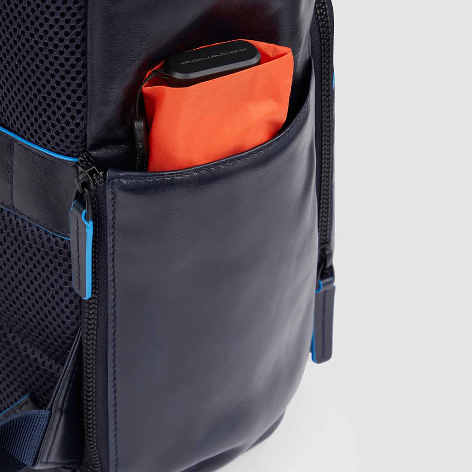 Piquadro Blue Square Revamp Laptop-Rucksack 14" mit iPad®-Fach Schwarz