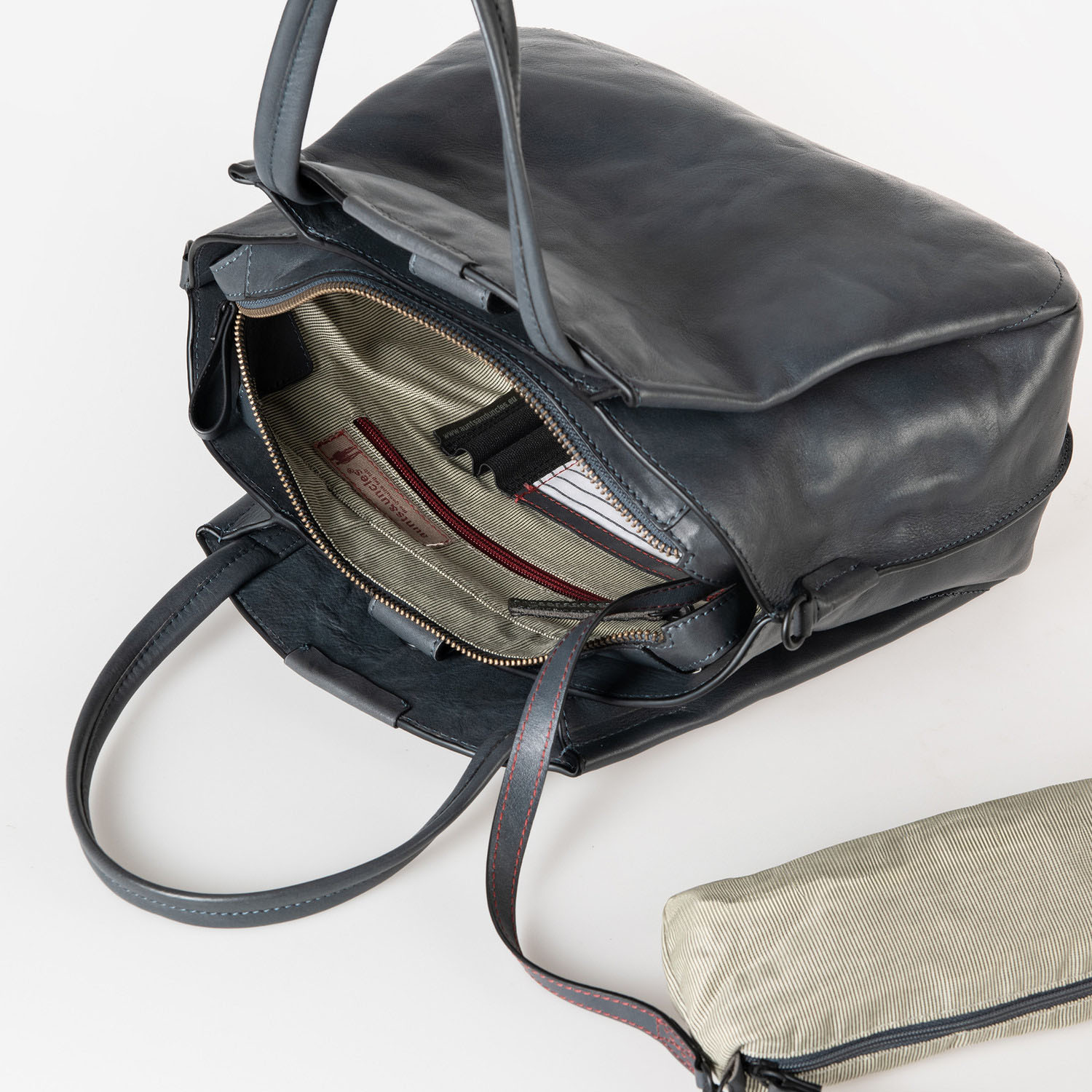 aunts & uncles Grandma's Luxury Club Mrs. Chiffon Pie Wind