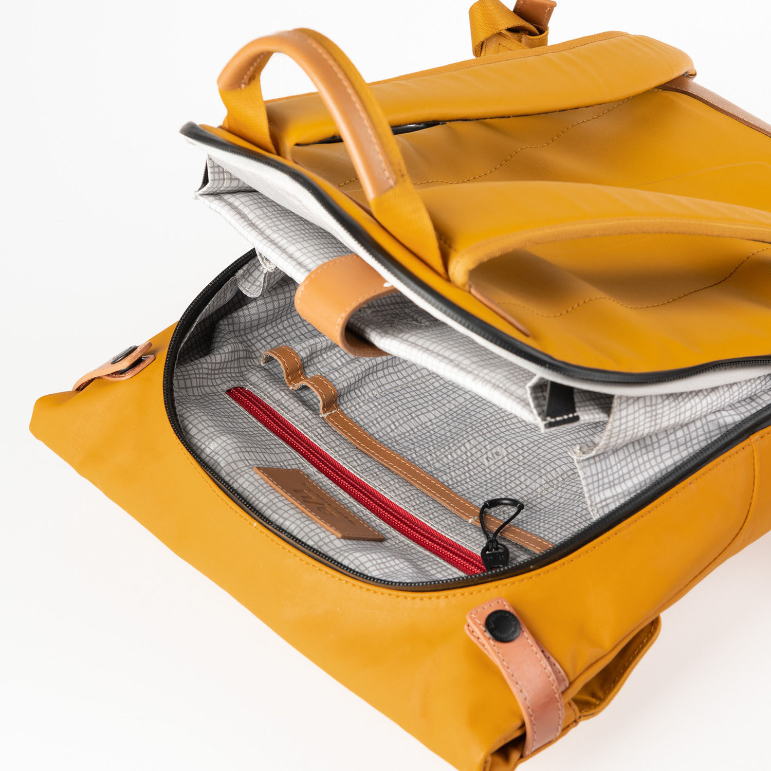 aunts & uncles Japan Wakayama Rolltop Rucksack mit 13" Notebookfach mustard