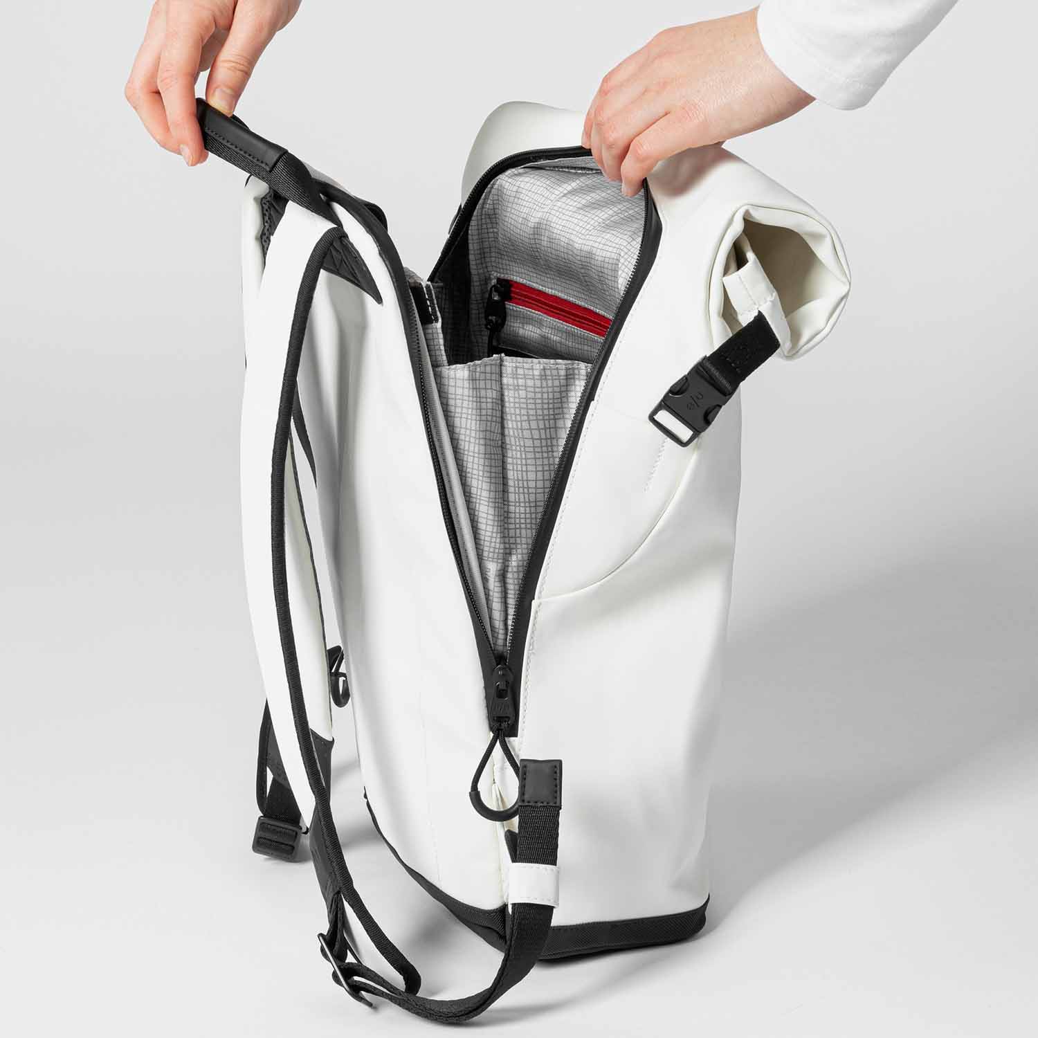 aunts & uncles Japan Nishi Tokio Rolltop Rucksack für 13" Notebookfach diffuse aunts & uncles Japan Nishi Tokio Rolltop Rucksack für 13" Notebookfach diffuse