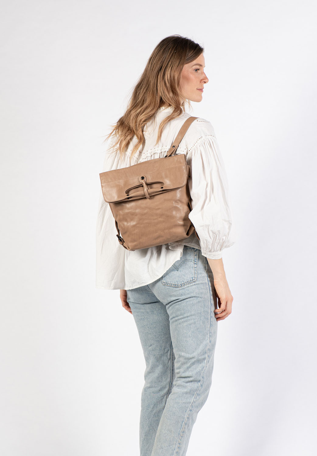 aunts & uncles Grandma's Luxury Club Mrs. Mince Pie Multifunktional: Rucksack/Umhängetasche aunts & uncles Grandma's Luxury Club Mrs. Mince Pie Multifunktional: Rucksack/Umhängetasche