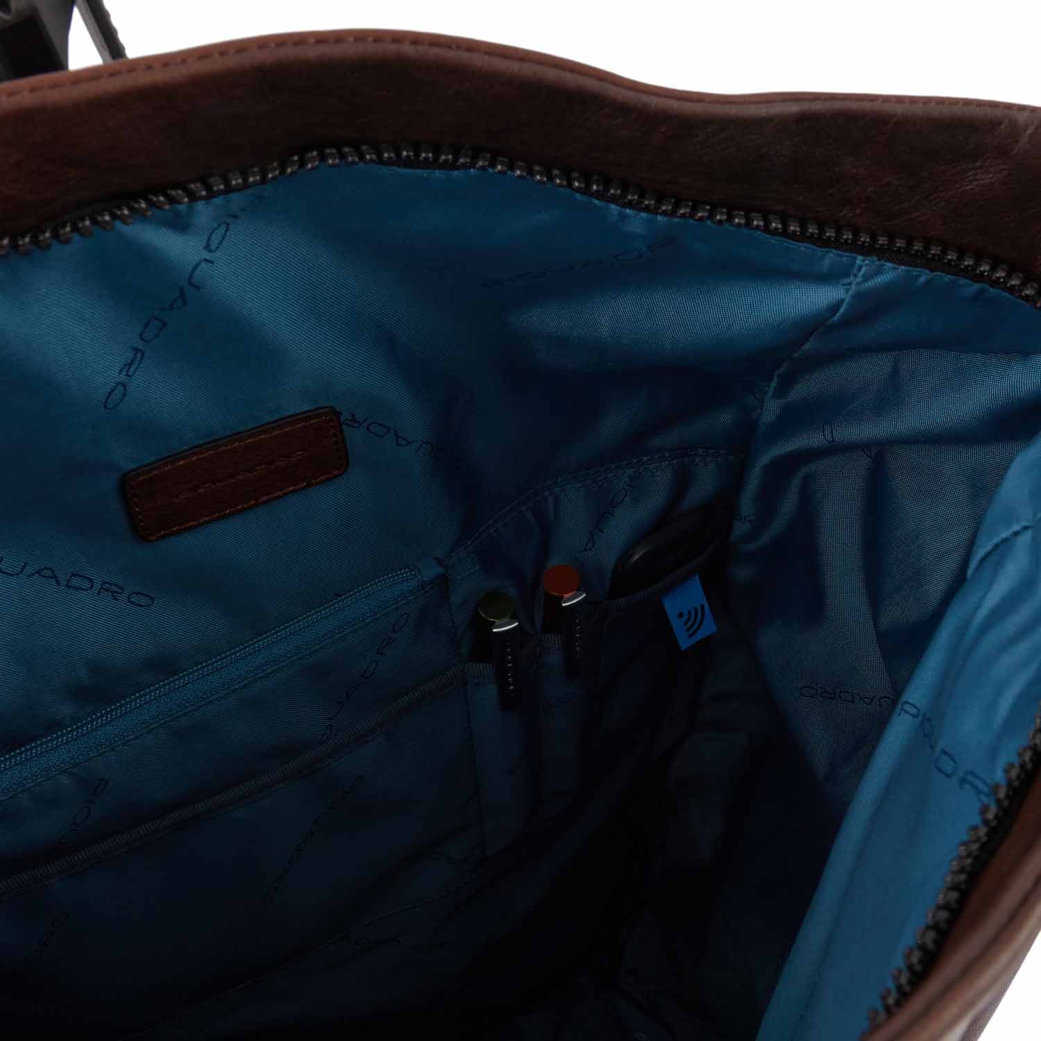 Piquadro Harper Roll Top Laptoprucksack 15,6" mit Regenschutz dark brown Piquadro Harper Roll Top Laptoprucksack 15,6" mit Regenschutz dark brown