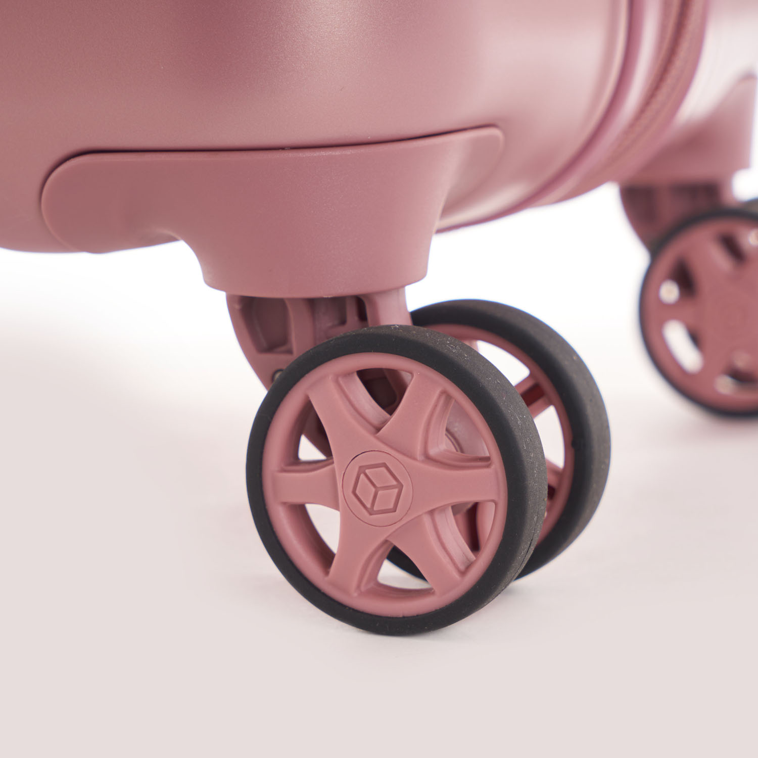 Hedgren Edge Carve S Cabin Trolley, 4 Rollen, 55cm (IATA) Blush Hedgren Edge Carve S Cabin Trolley, 4 Rollen, 55cm (IATA) Blush