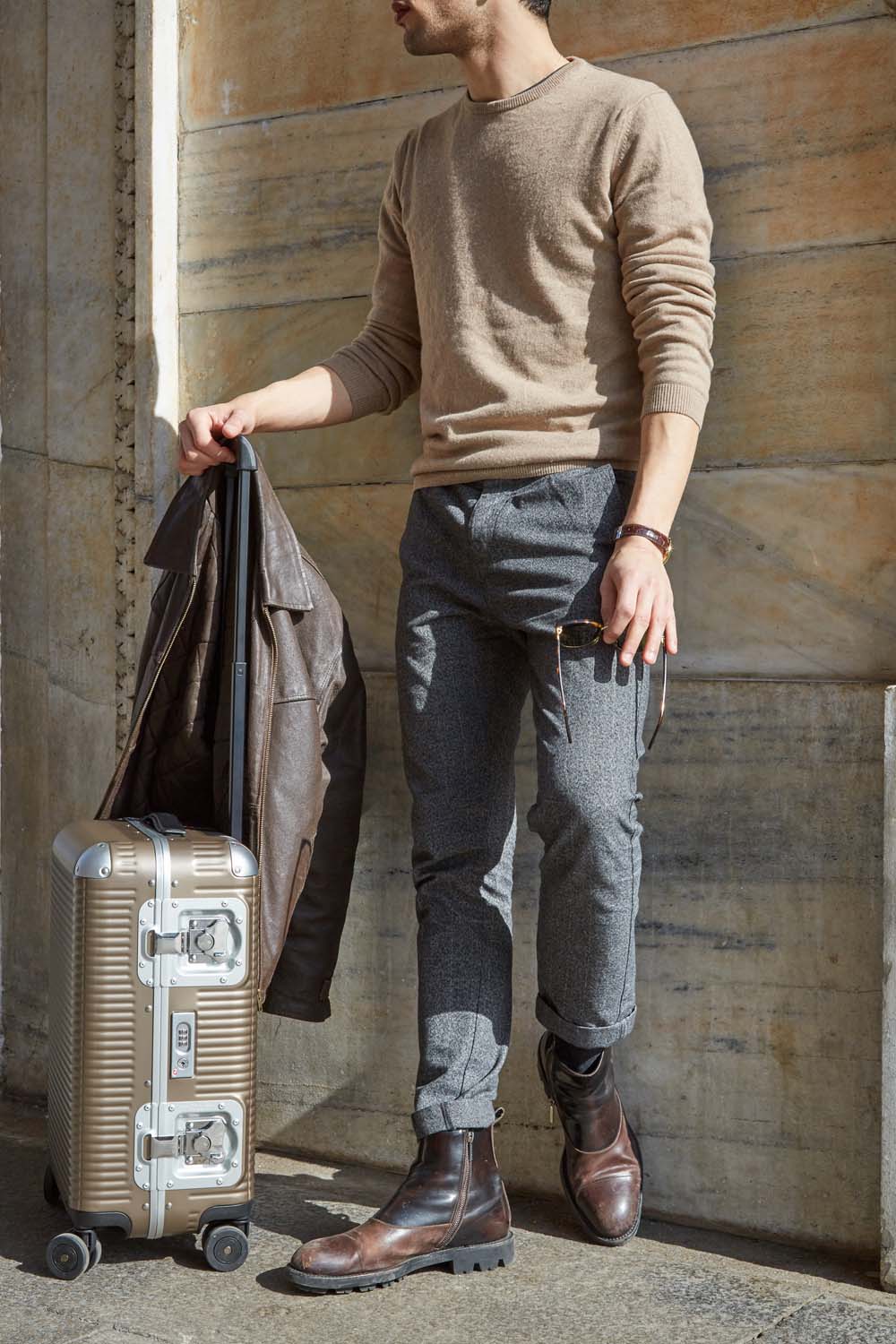 FPM Bank Light Spinner 53 Matt Almond FPM Bank Light Spinner 53 Matt Almond