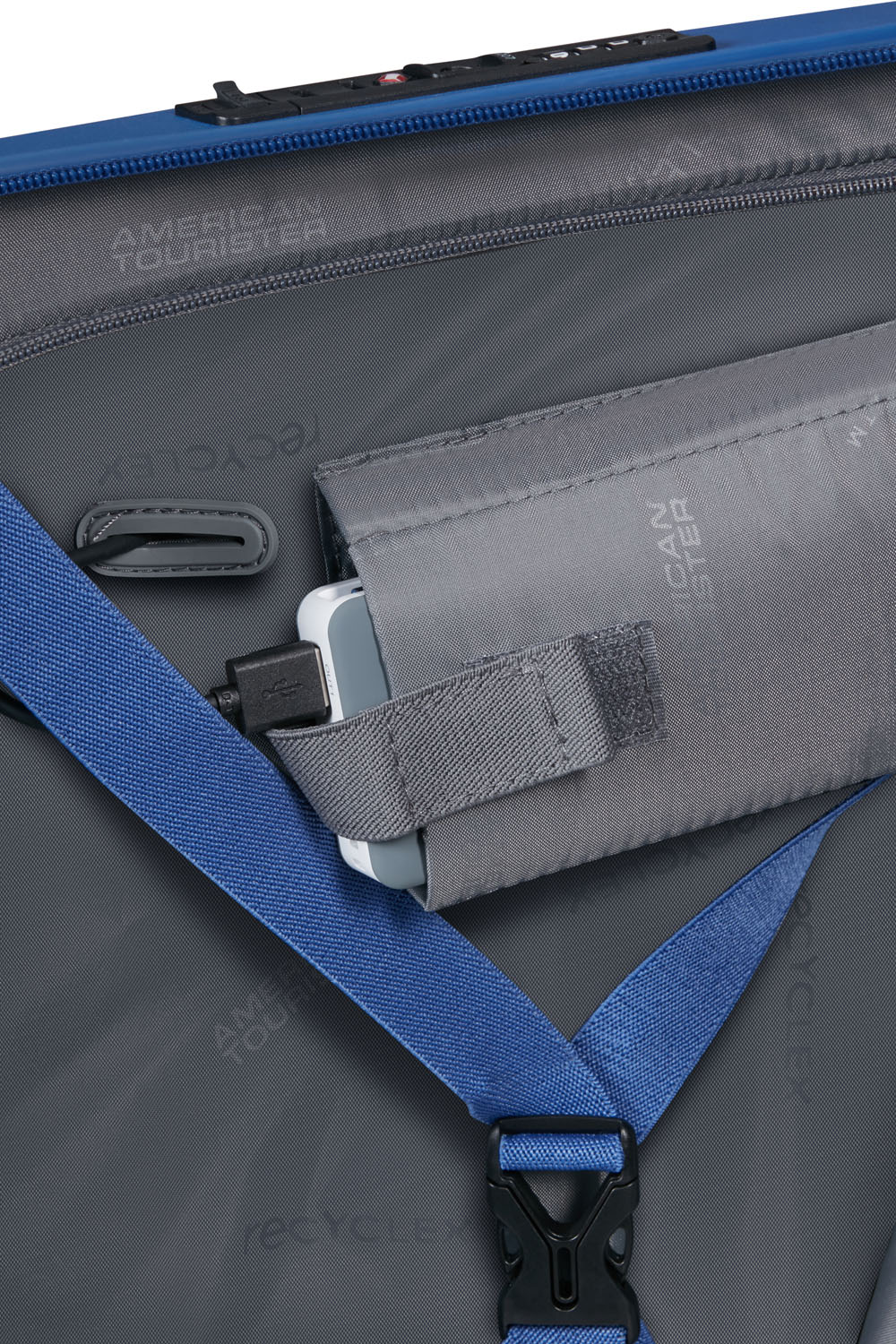 American Tourister Novastream Trolley 55cm mit 4 Rollen, erweiterbar Navy Blue