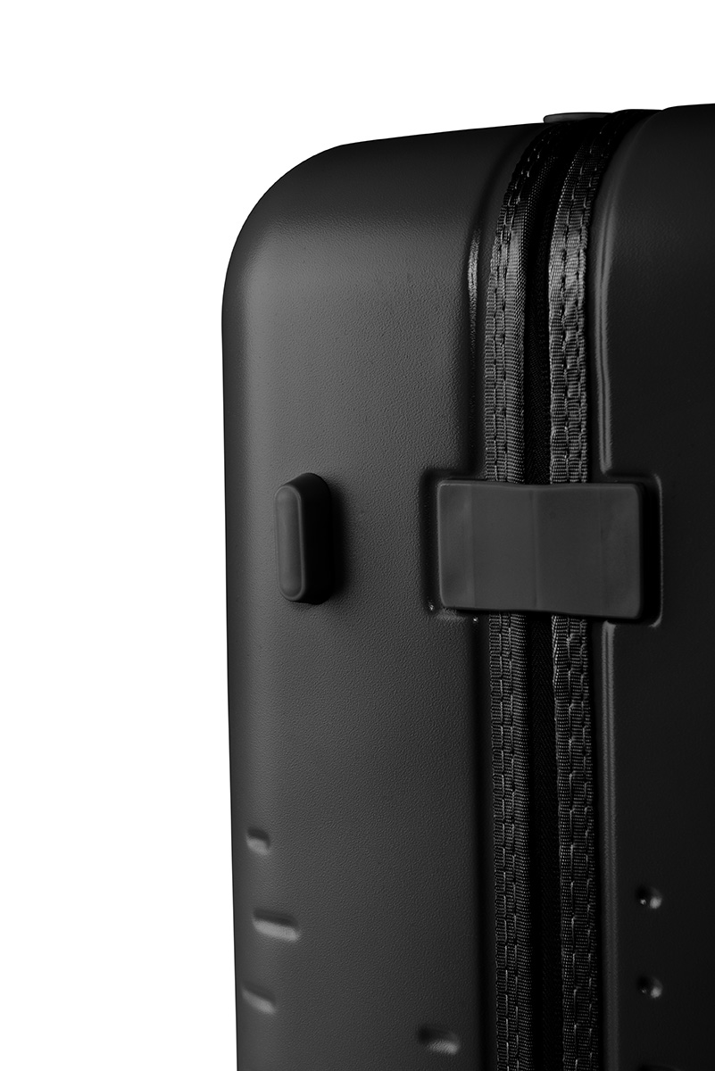 epic SPIN™ Trolley 65cm Satin Black epic SPIN™ Trolley 65cm Satin Black