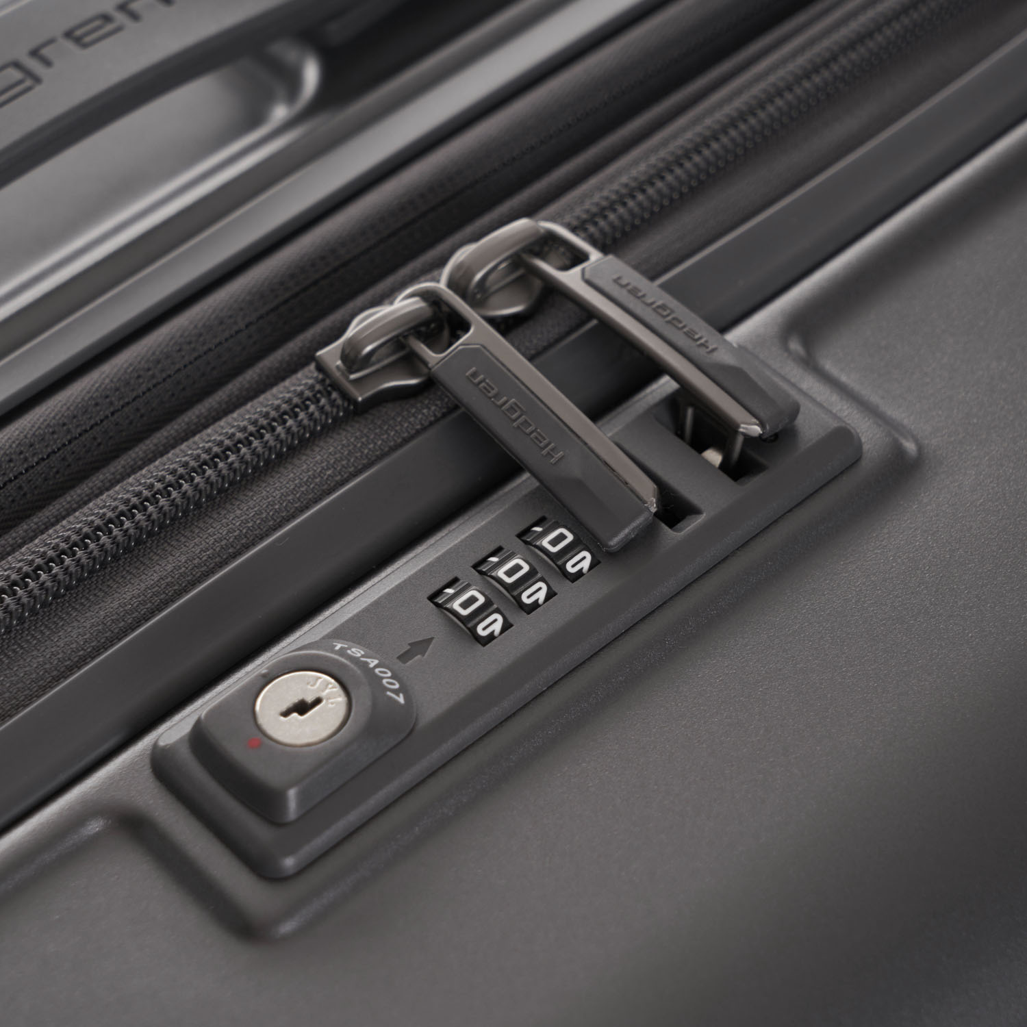 Hedgren Edge Carve M Expandable 4-Rollen-Trolley 67cm Charcoal Hedgren Edge Carve M Expandable 4-Rollen-Trolley 67cm Charcoal