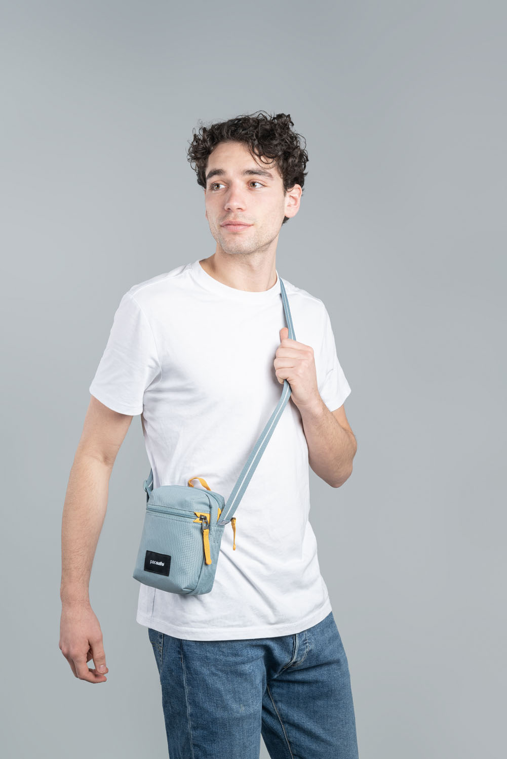 pacsafe GO Anti-Theft Micro Crossbody Fresh Mint pacsafe GO Anti-Theft Micro Crossbody Fresh Mint