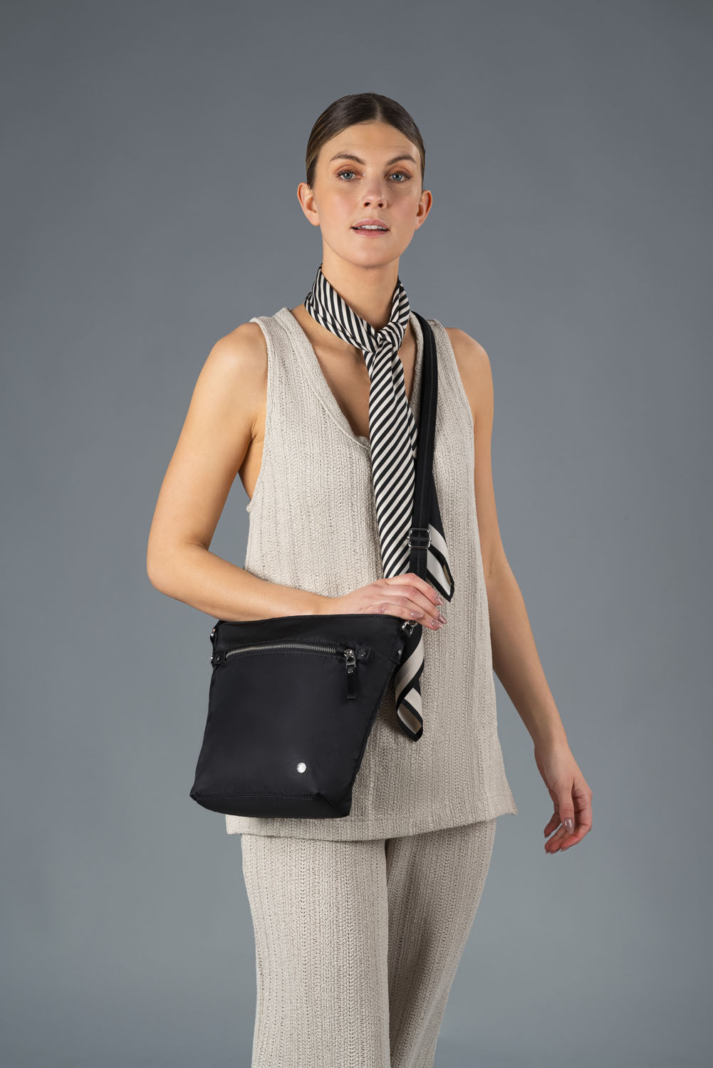 pacsafe W Anti-Theft Crossbody pacsafe W Anti-Theft Crossbody