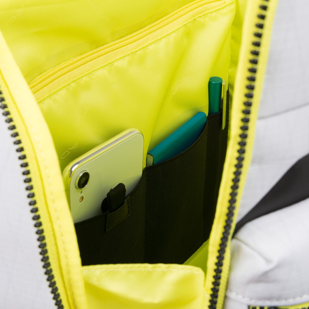 Piquadro Otello Laptoprucksack 14" aus recyceltem Stoff mit iPad®-Fach Schwarz