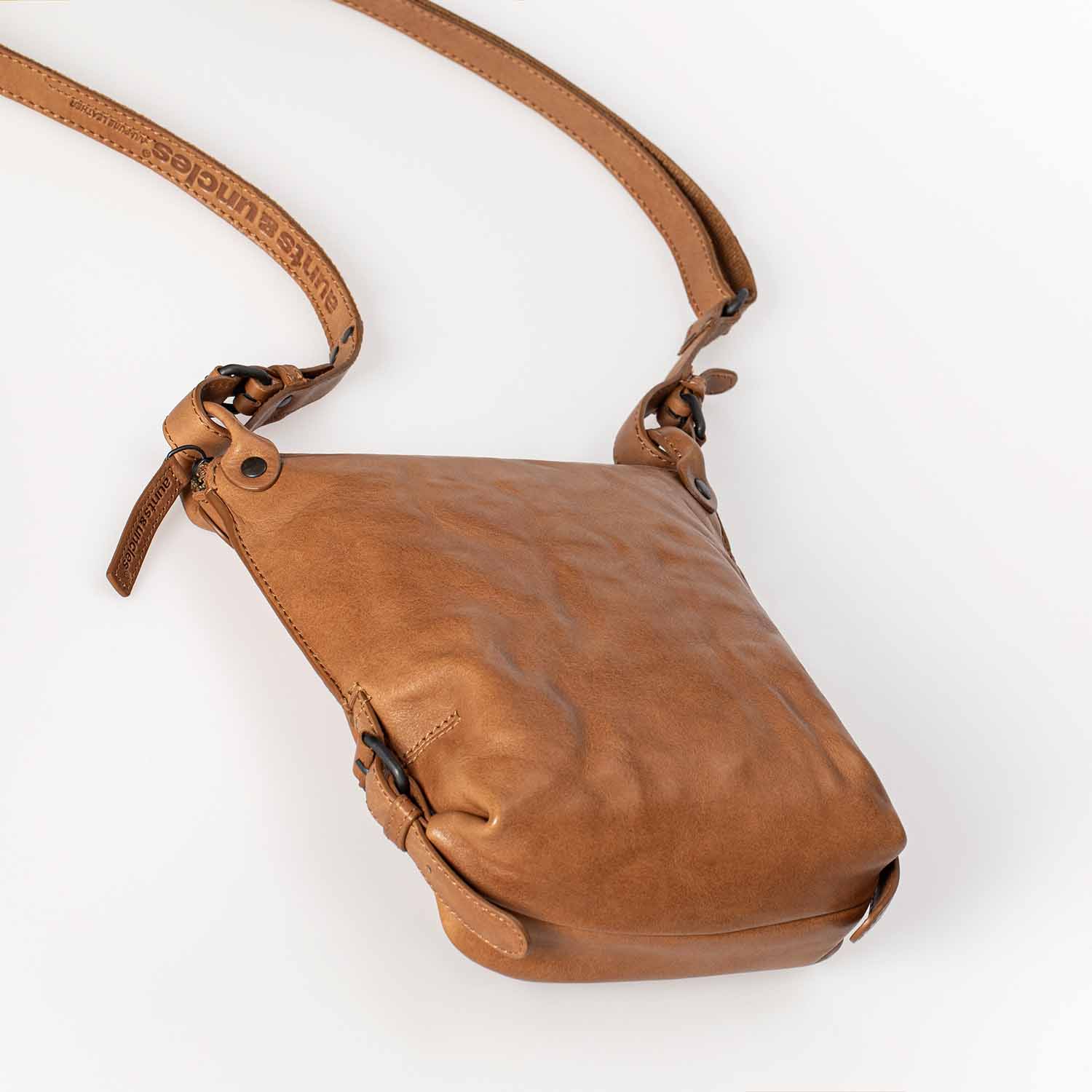 aunts & uncles Grandma's Luxury Club Mrs. Chocolate Cookie Umhängetasche caramel