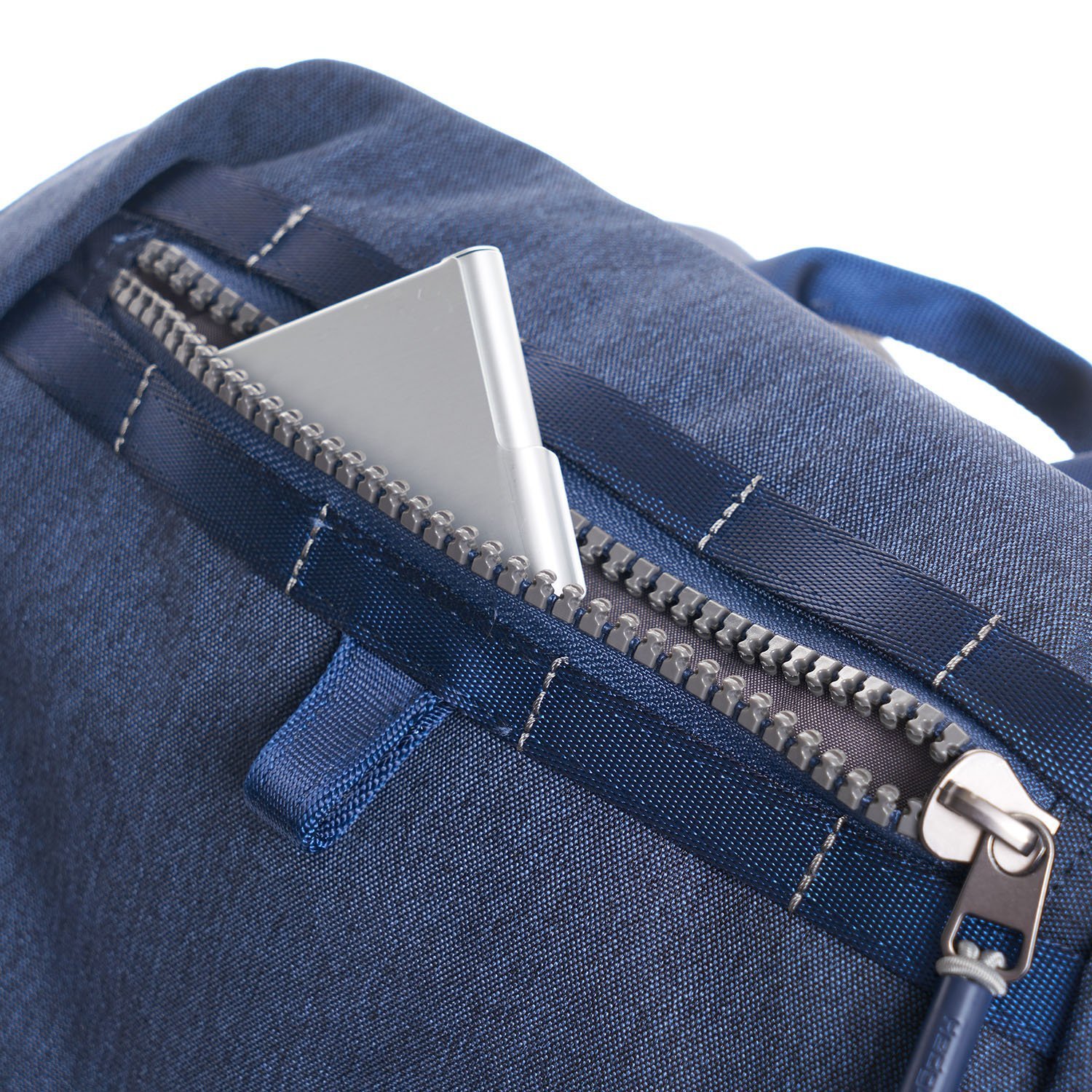 Hedgren Knock Out CASSIEL Rucksack mit Überschlag und Laptopfach 15" Falcon Grey