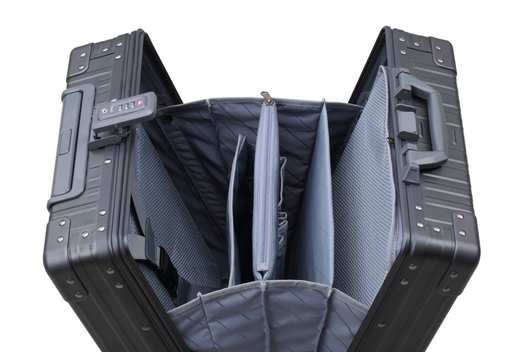 Aleon Business Vertical Carry-On 21" Onyx - Schwarz Aleon Business Vertical Carry-On 21" Onyx - Schwarz