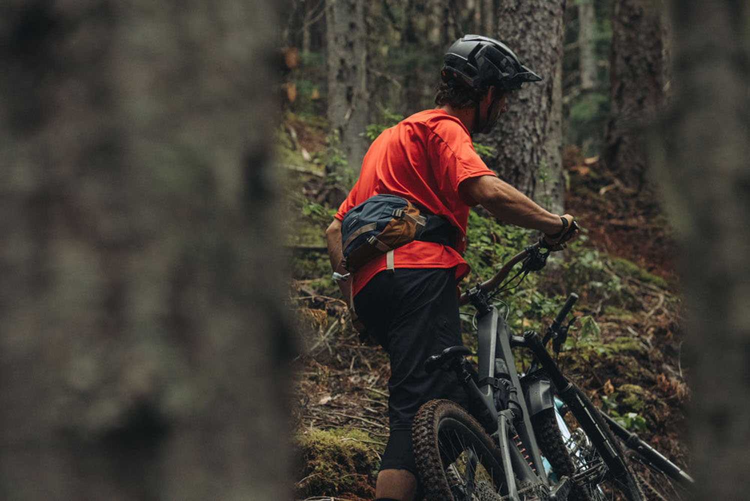 Dakine Hot Laps 5L Bike Waist Bag Flare Acid Wash Dakine Hot Laps 5L Bike Waist Bag Flare Acid Wash