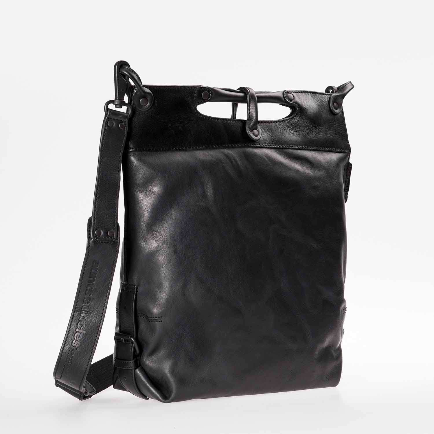 aunts & uncles Grandma's Luxury Club Mrs. Pancake Umhängetasche blacksmoke