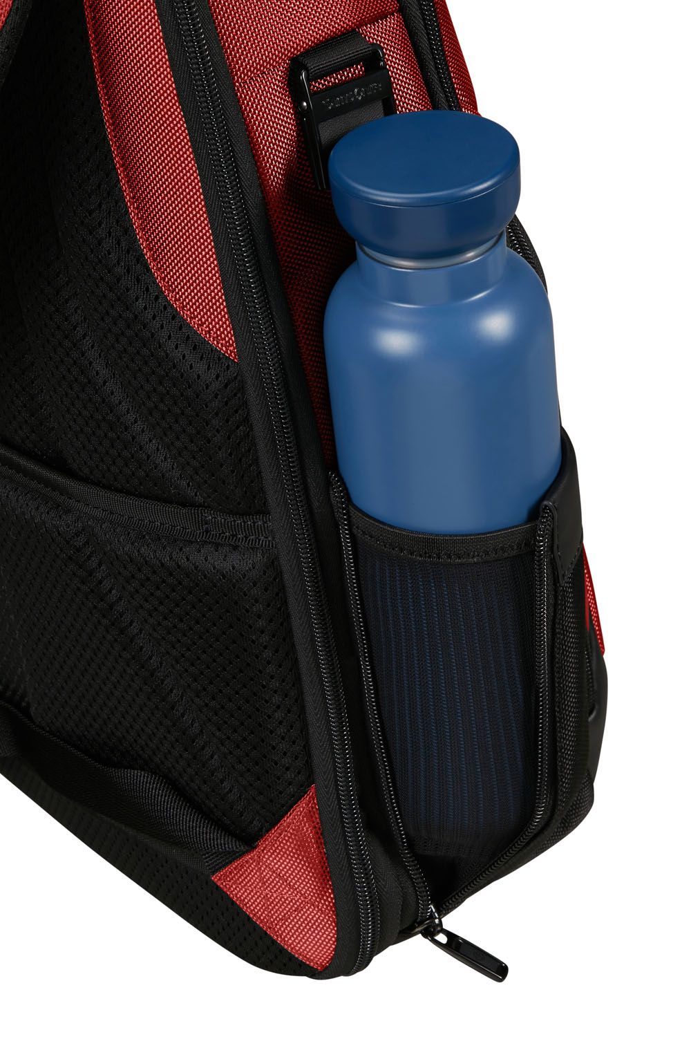 Samsonite Pro-DLX 6 Rucksack 15.6" + GRATIS HOTELGUTSCHEIN Rot Samsonite Pro-DLX 6 Rucksack 15.6" + GRATIS HOTELGUTSCHEIN Rot