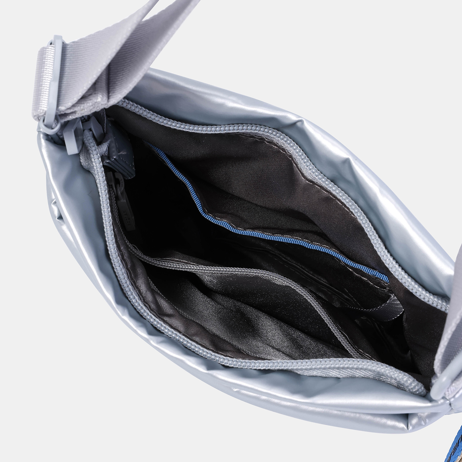 Hedgren Cocoon CUSHY weiche Crossover-Tasche Pearl Blue Hedgren Cocoon CUSHY weiche Crossover-Tasche Pearl Blue