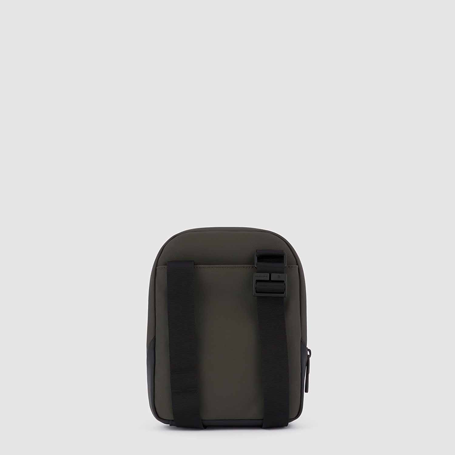 Piquadro Hìdor Umhängetasche mit wasserdichter Tasche Schwarz Piquadro Hìdor Umhängetasche mit wasserdichter Tasche Schwarz