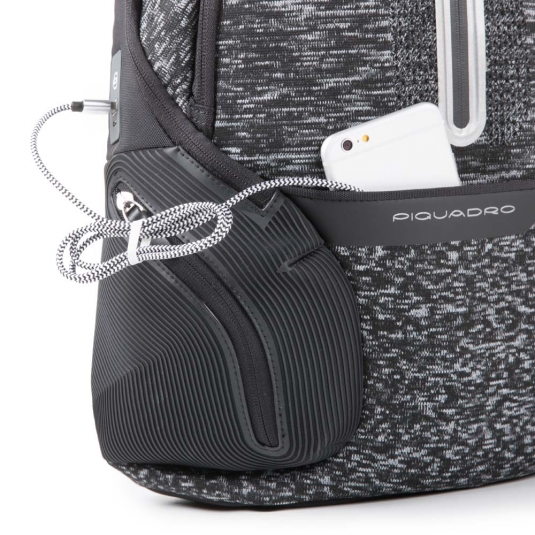 Piquadro Coleos Active Laptop-Rucksack 13.3" mit USB-Anschluss Schwarz Piquadro Coleos Active Laptop-Rucksack 13.3" mit USB-Anschluss Schwarz