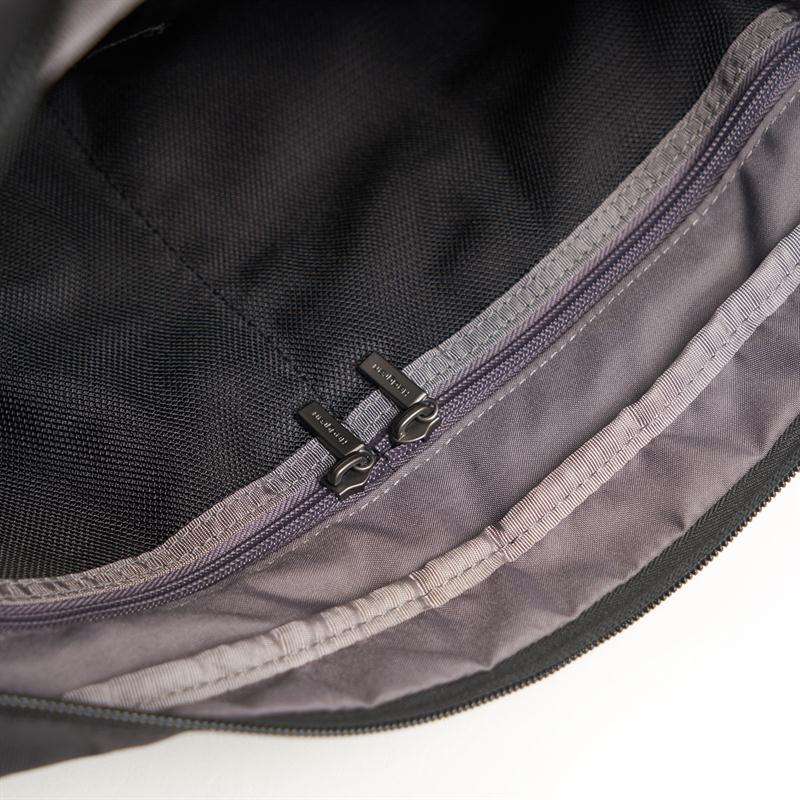 Hedgren Link Yoke Crossover 13"