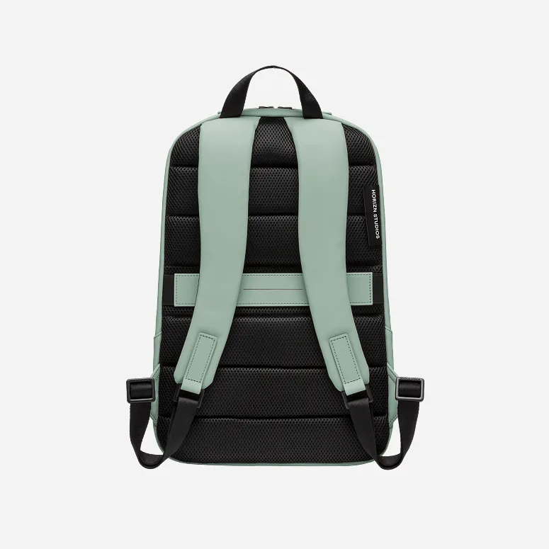 Horizn Studios GION ESSENTIAL Rucksack M Marine Green Horizn Studios GION ESSENTIAL Rucksack M Marine Green