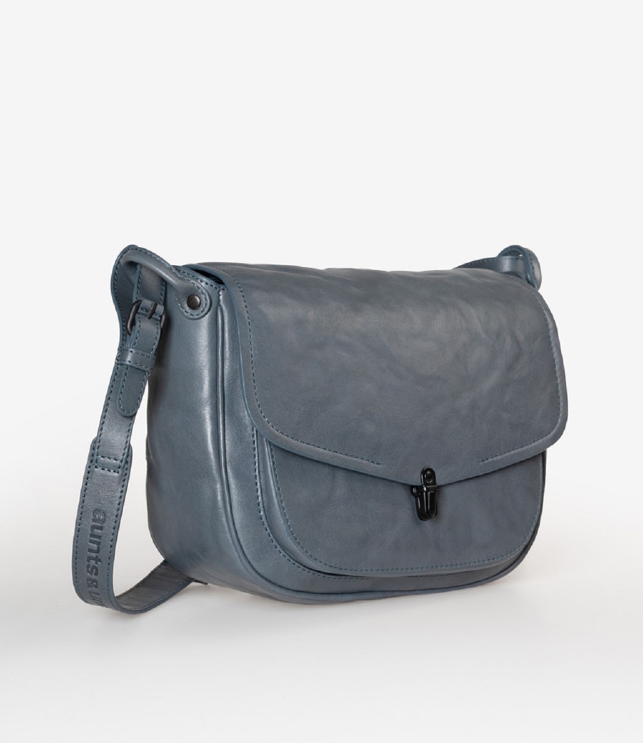 aunts & uncles Grandma's Luxury Club Mrs. Mole Cake Wind aunts & uncles Grandma's Luxury Club Mrs. Mole Cake Wind