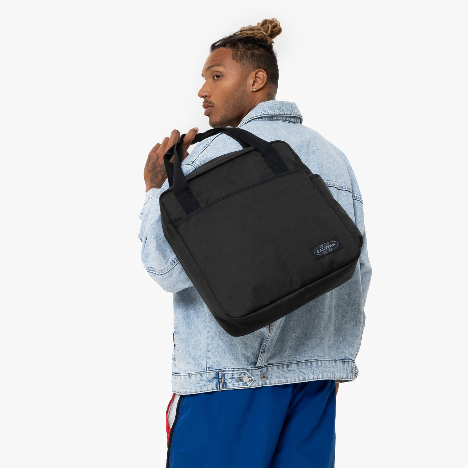 Eastpak OPTOWN TOTE Umhängetasche Optown Black