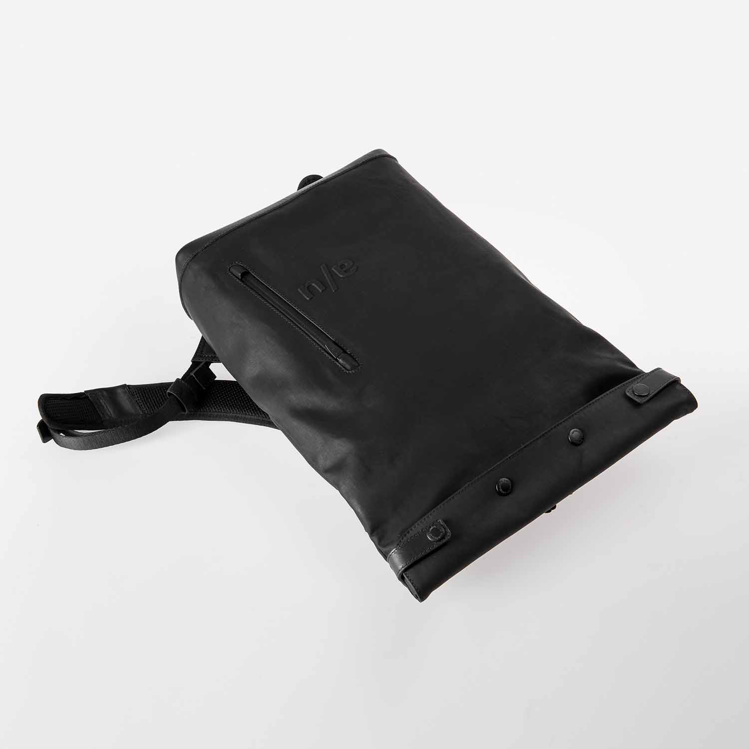 aunts & uncles Japan Wakayama Rolltop Rucksack mit 13" Notebookfach black