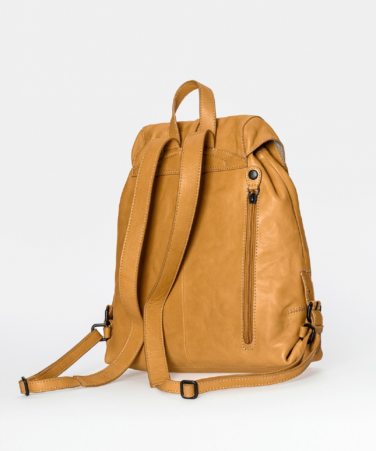 aunts & uncles Grandma's Luxury Club Mrs. Onion Tart Rucksack buckthorn