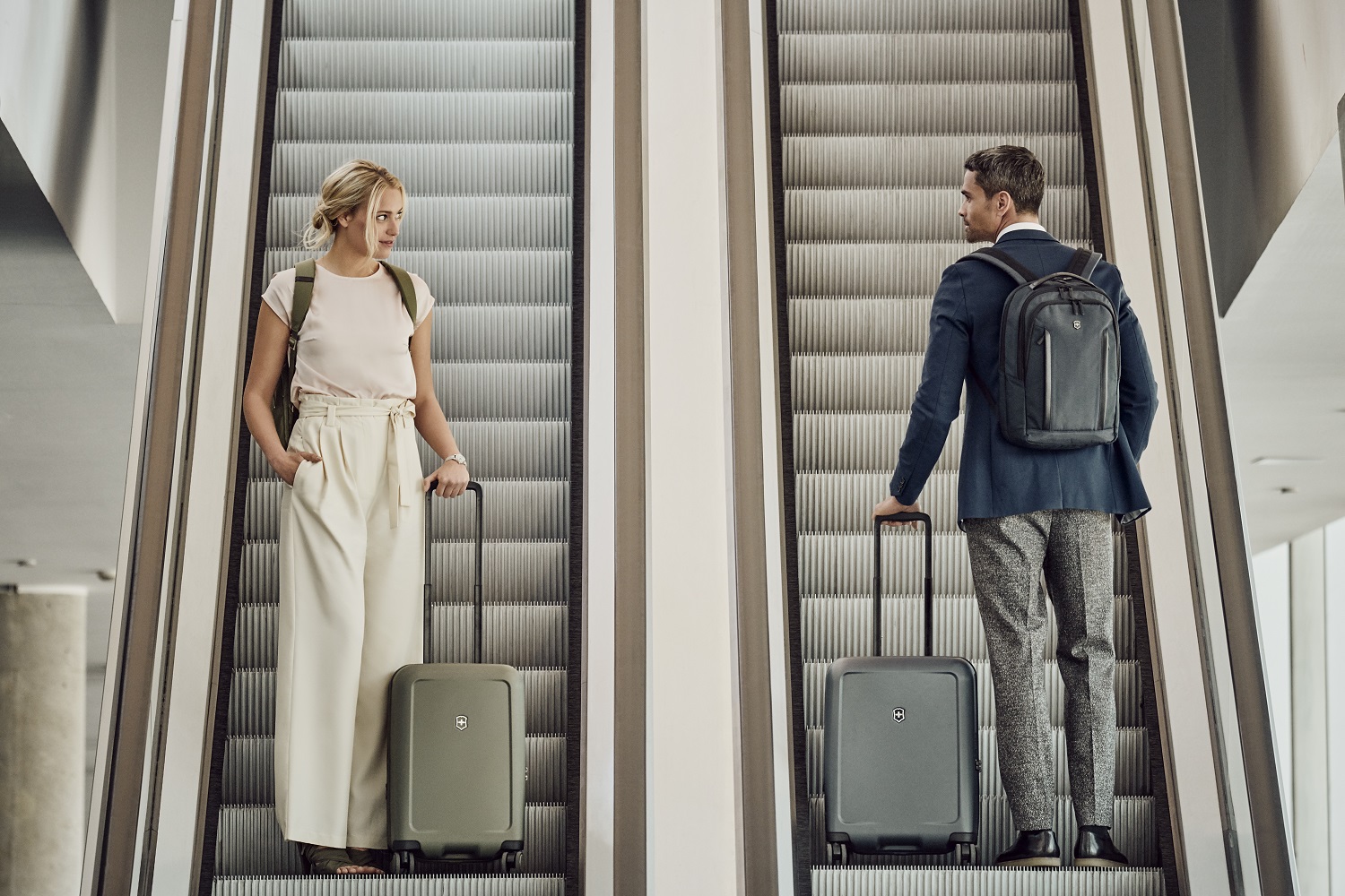 Victorinox Altmont Professional Fliptop Laptop Backpack 15" Deep Lake Victorinox Altmont Professional Fliptop Laptop Backpack 15" Deep Lake