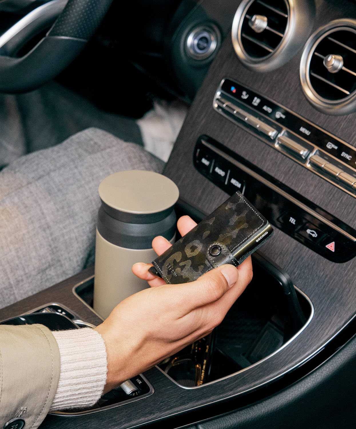 Secrid Miniwallet Jungle 4/6 Geschützte Karten MJu-Brown Secrid Miniwallet Jungle 4/6 Geschützte Karten MJu-Brown