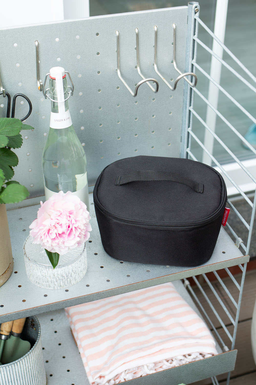 Reisenthel Thermo coolerbag S pocket black Reisenthel Thermo coolerbag S pocket black