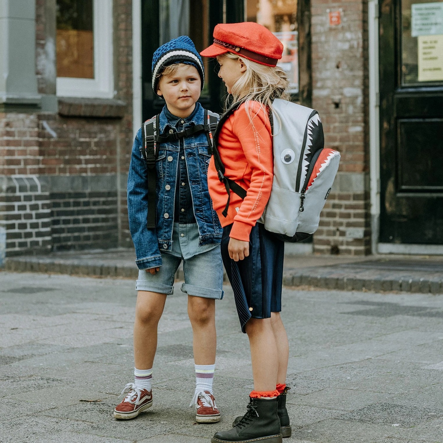 Pick & Pack Shark Shape Backpack M mit 13" Laptop-fach Navy Pick & Pack Shark Shape Backpack M mit 13" Laptop-fach Navy