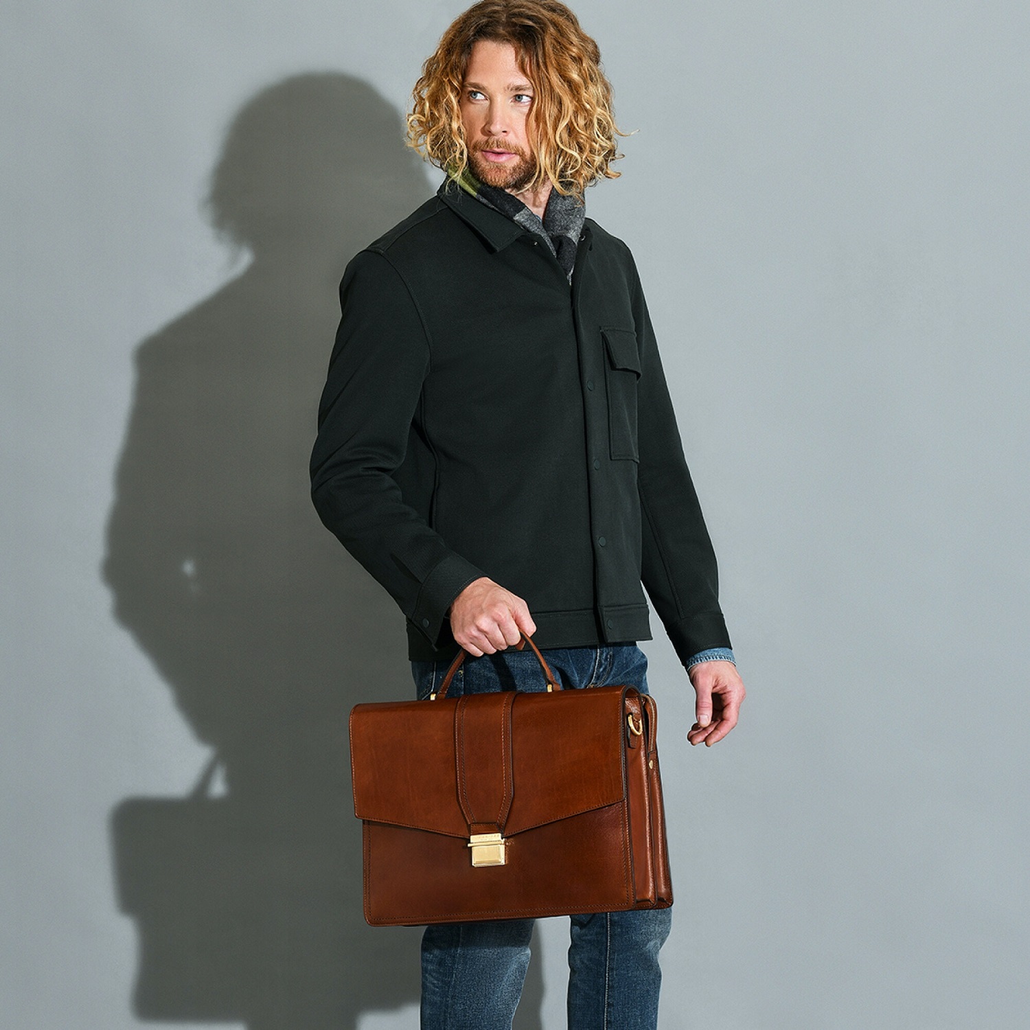 The Bridge Dante Leder-Aktenstasche 40cm Braun/Gold The Bridge Dante Leder-Aktenstasche 40cm Braun/Gold