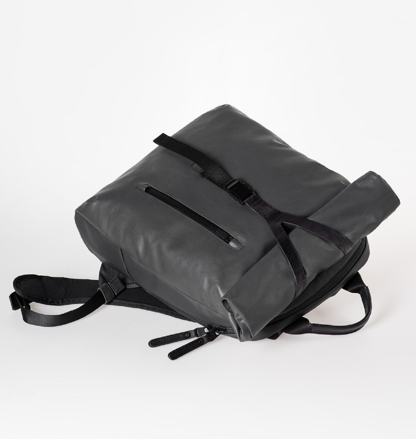 aunts & uncles Japan RE Yabe Rolltop-Rucksack mit 13" Notebookfach volcanic ash